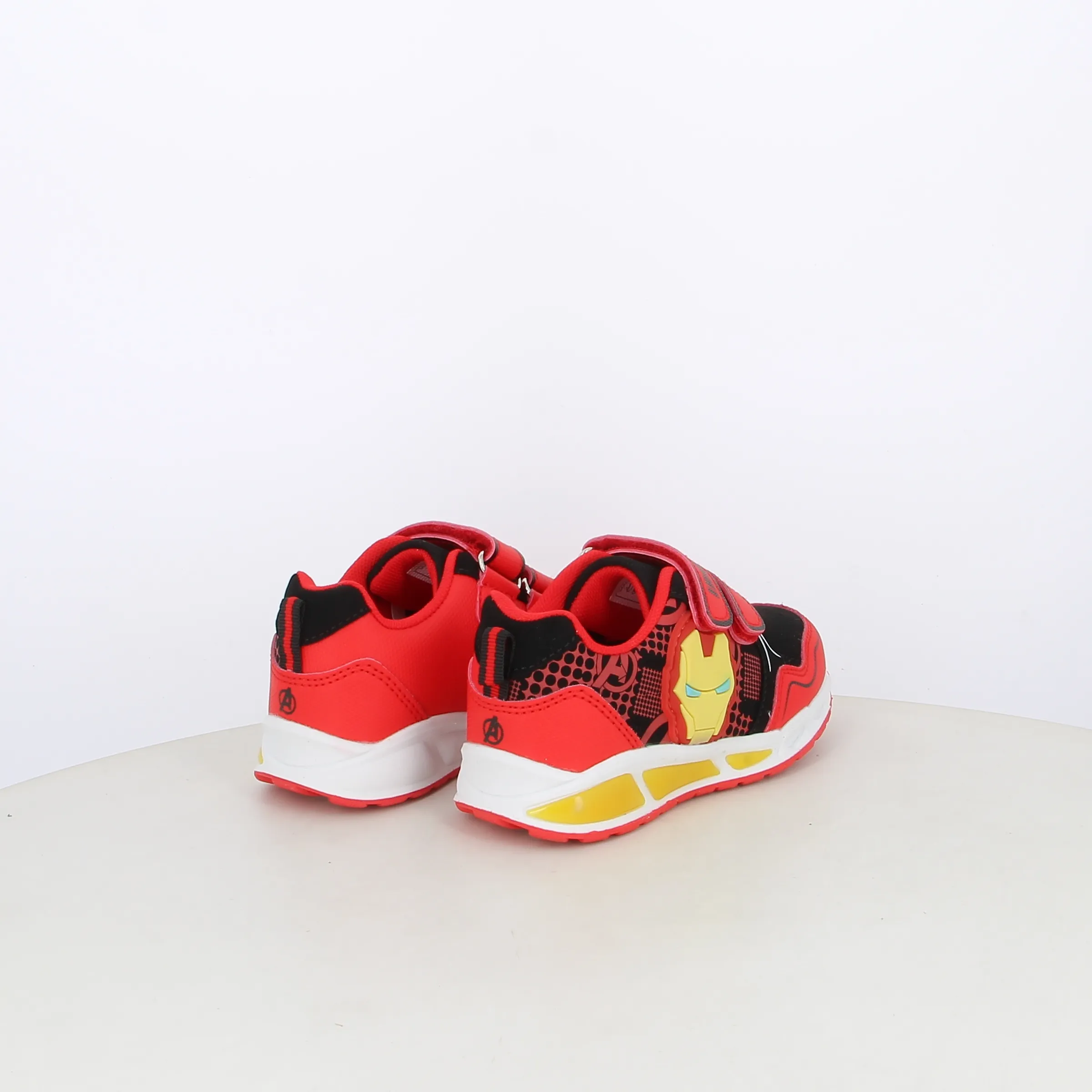 -----Avengers -----Sneakers da bambino con luci ----