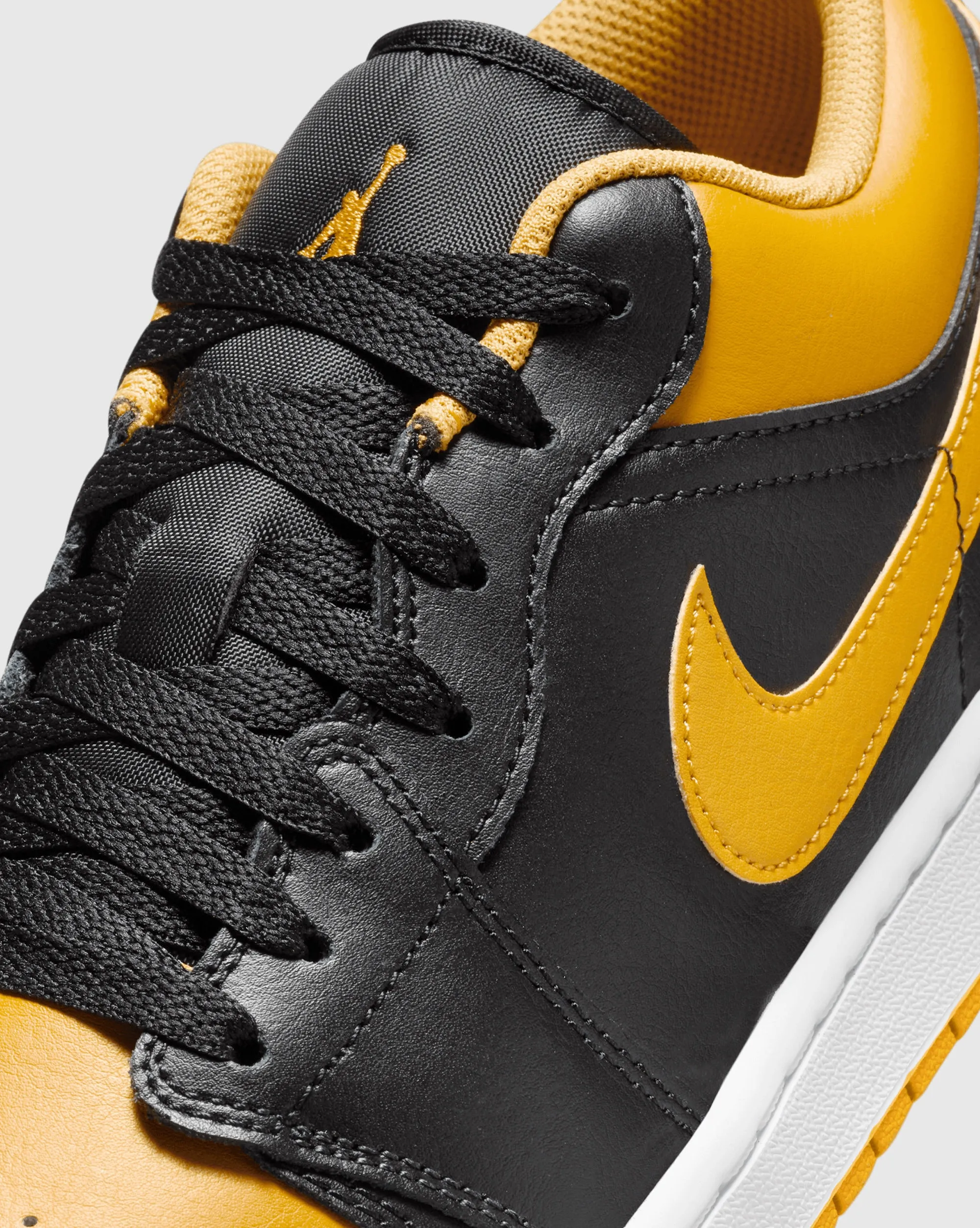 Nike Air Jordan 1 Low Yellow Ochre Nero Uomo